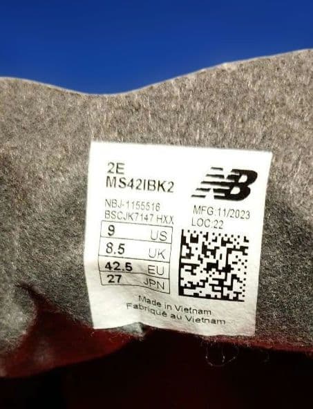 New Balance 442 美品 フットサルシューズ 27㎝ ブラック