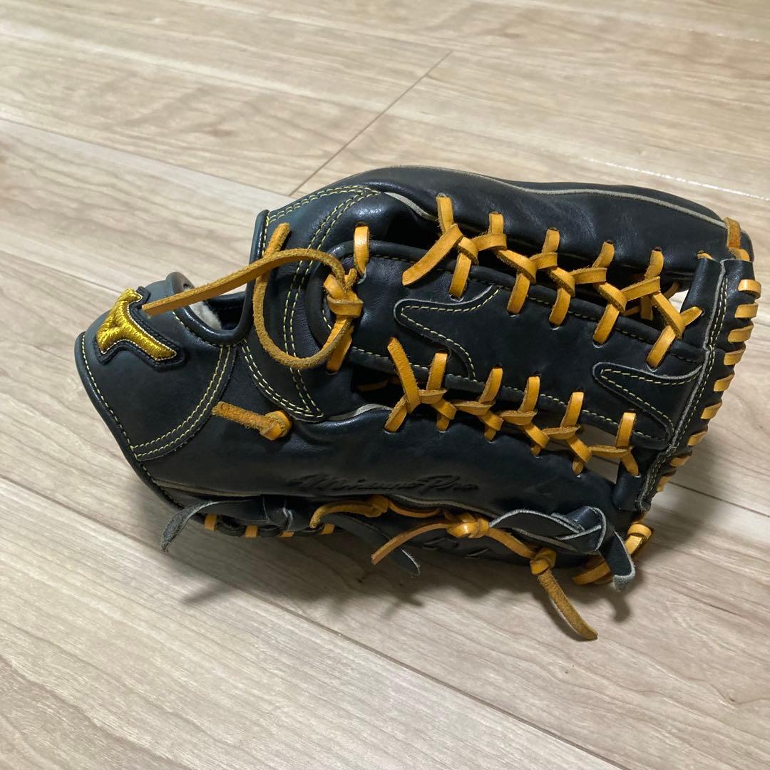 ⭐️3回使用　ミズノプロ　軟式　外野手用　右投げ　袋付き　グローブ
