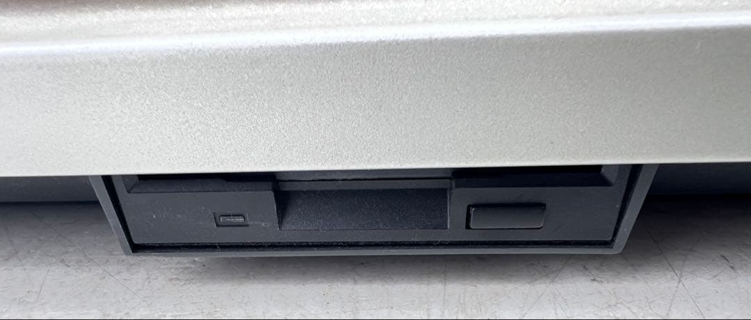 ヤマハ EOS B900 シンセサイザー 61鍵