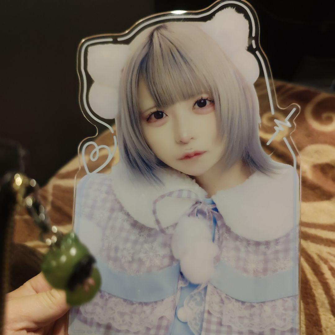 Uson Hayate アクリルスタンド 耳付きデザイン