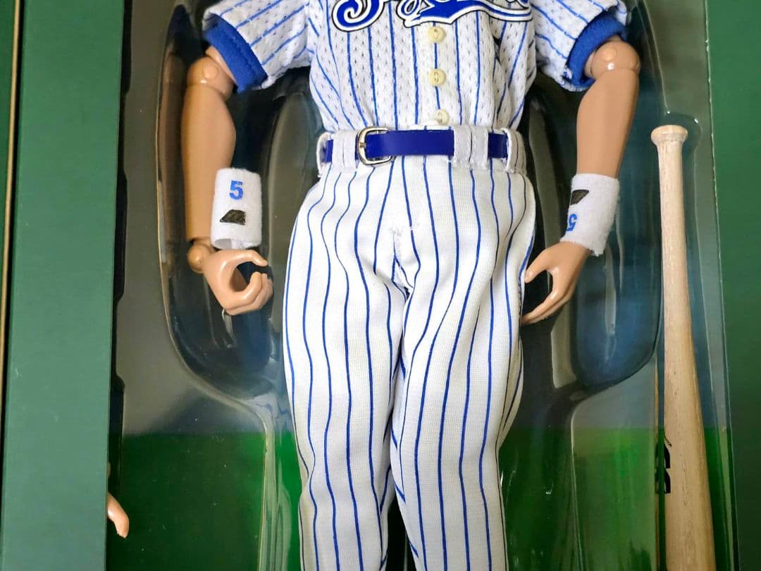 48 ベイスターズ 石井琢朗 2000本 記念皿　サイン入り フィギュア セット