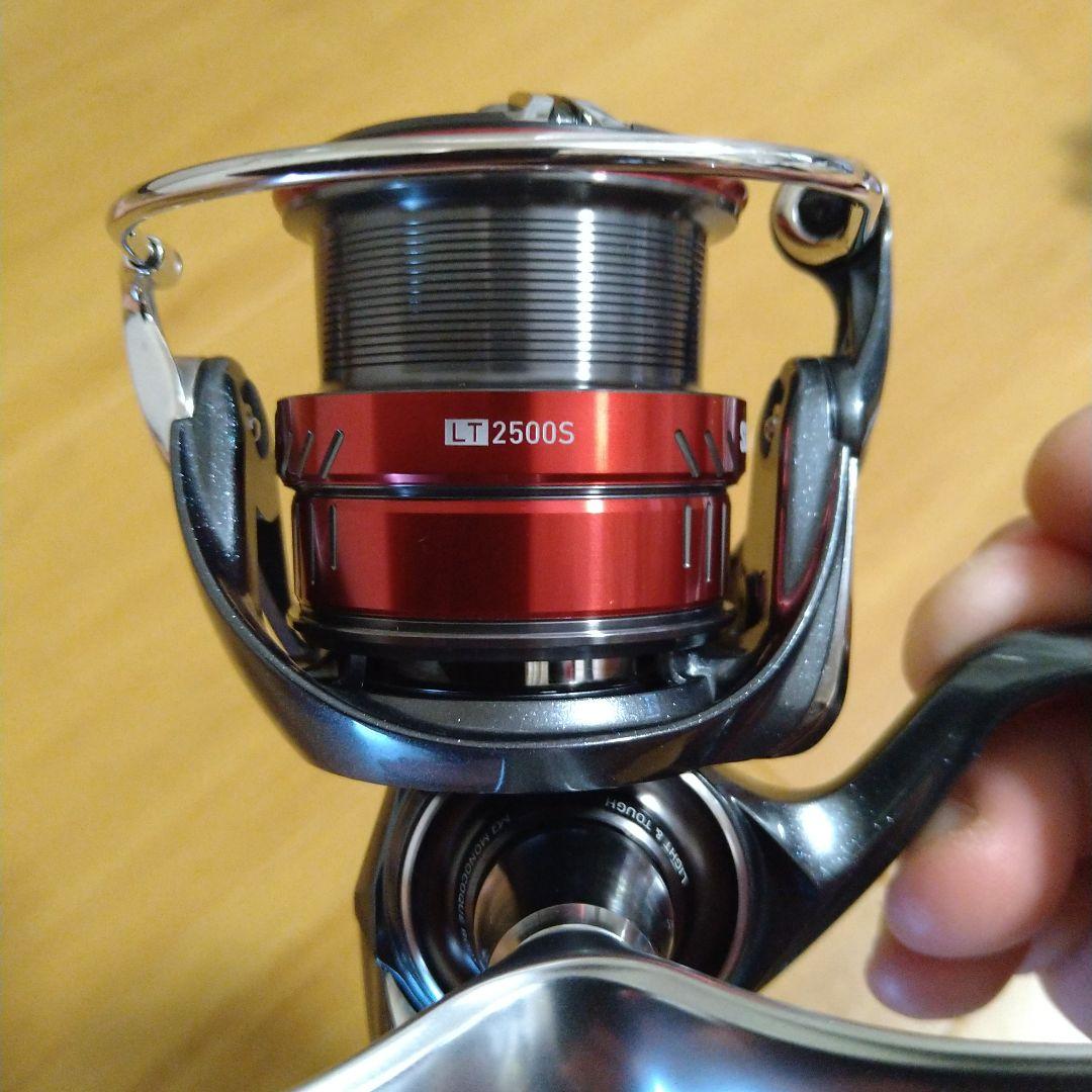 ダイワ 24 ルビアス LT-2500S-DH ＋ スプール ＋ リールスタンド