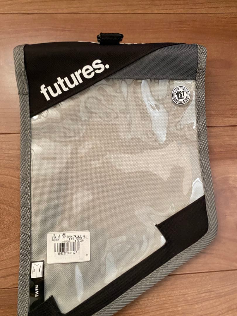ツイン フィン　フューチャー　future twin fin futures