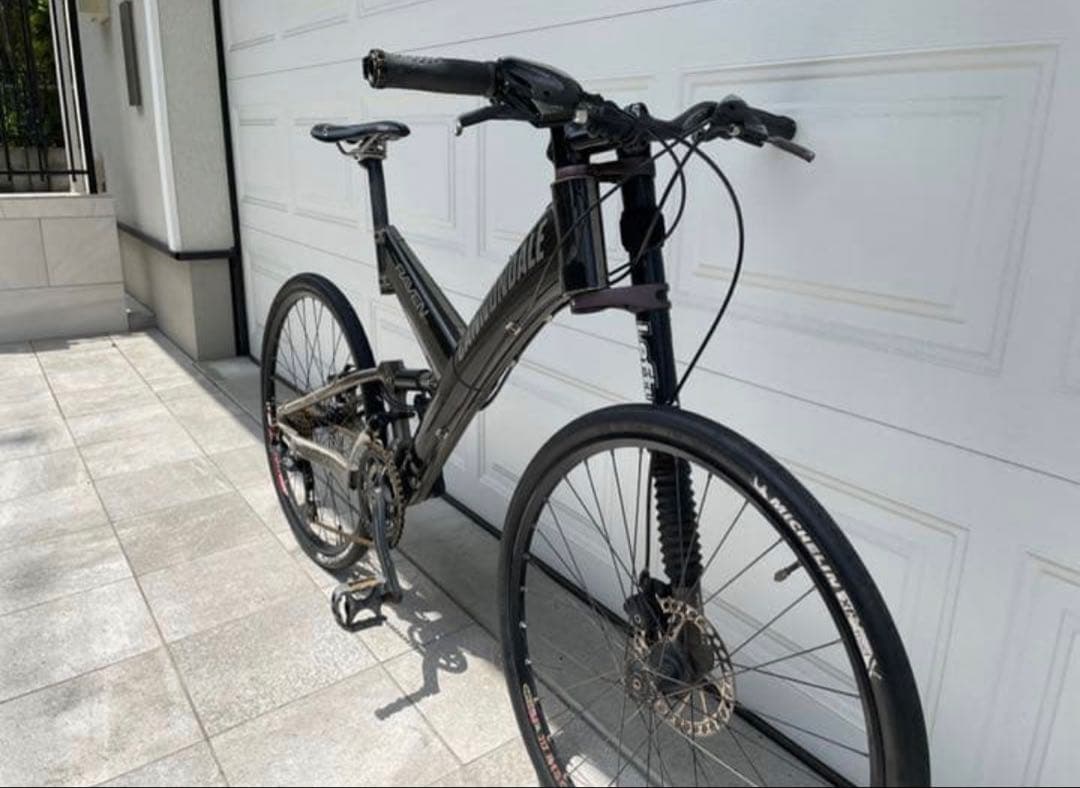 Cannondale Super V Raven 900Leftyキャノンデール