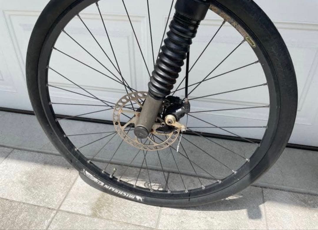 Cannondale Super V Raven 900Leftyキャノンデール