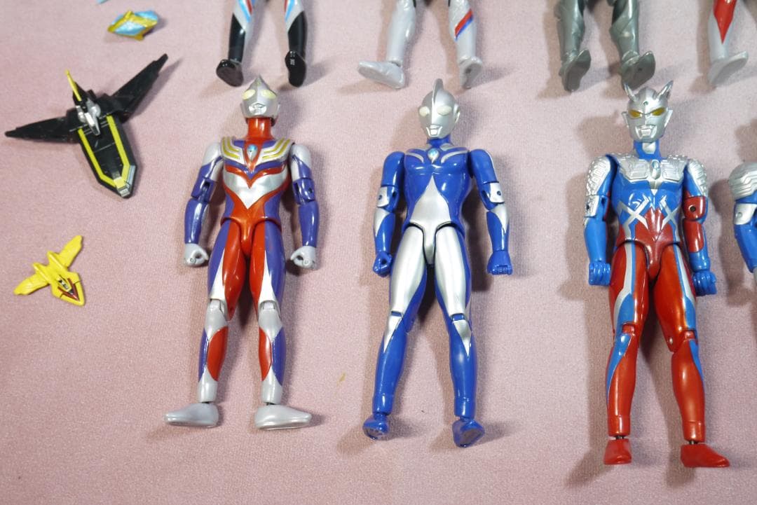 ウルトラアクションフィギュア　トリガー・デッカー・ルティオン　など　25体
