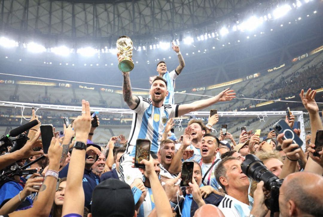 【正規品】 最終値下げ！ カタールW杯優勝 アルゼンチン代表 メッシ ユニ