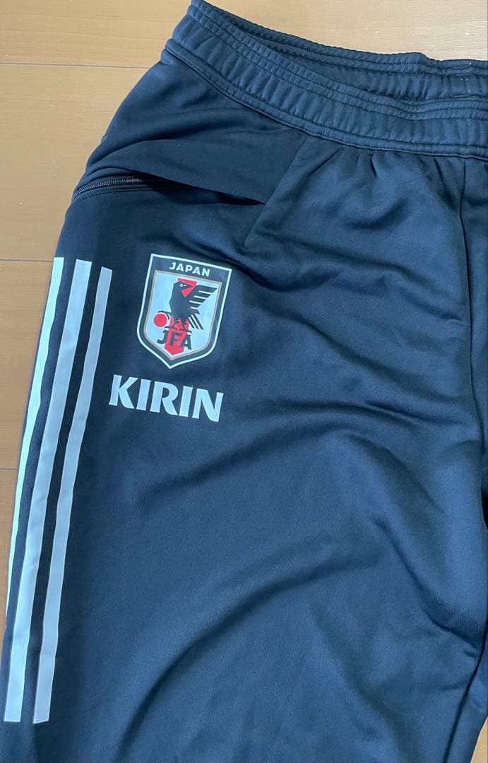 サッカー日本代表　ジャージ　上下セット　adidas