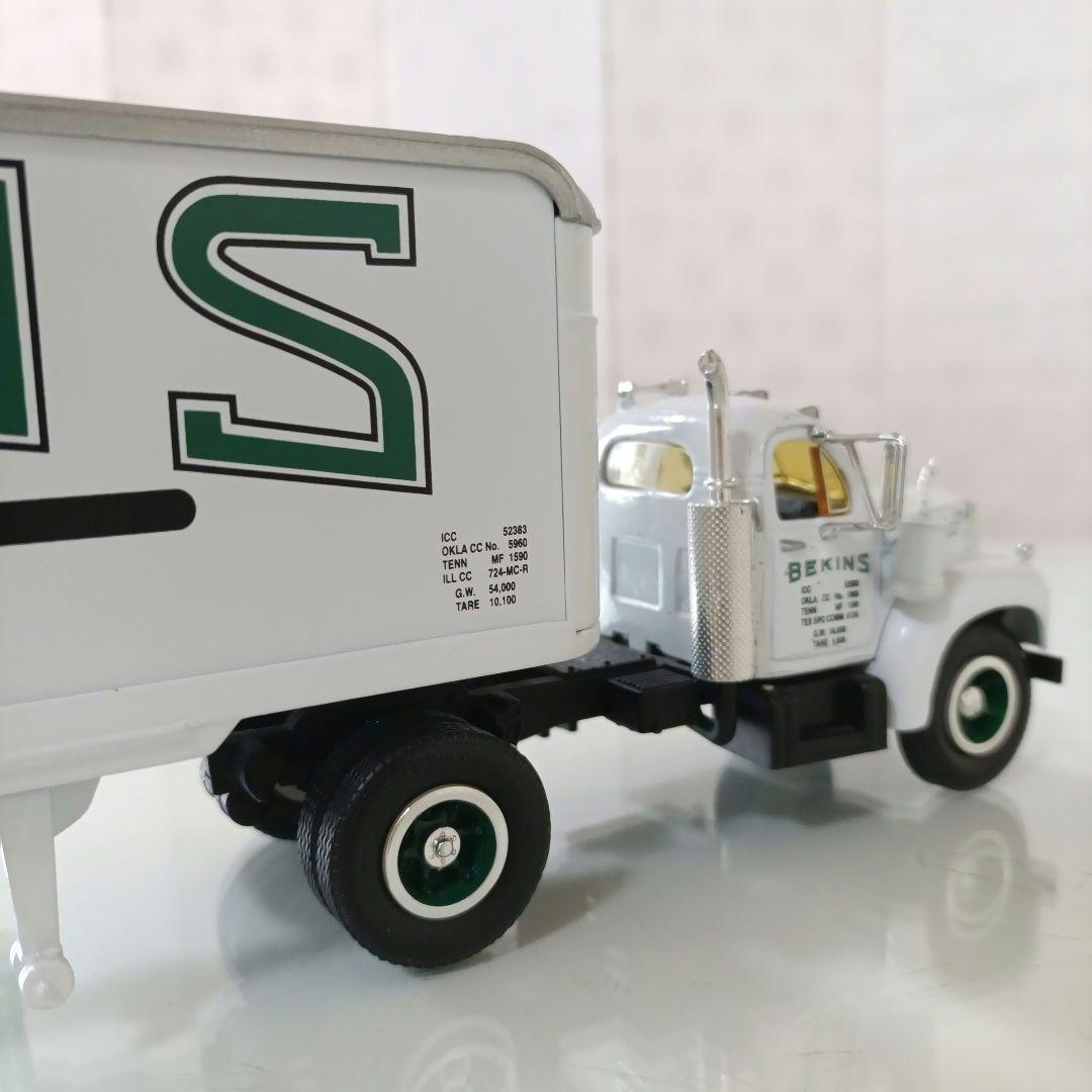 ファーストギア　1960 B-61 Mack トラクター　1/34