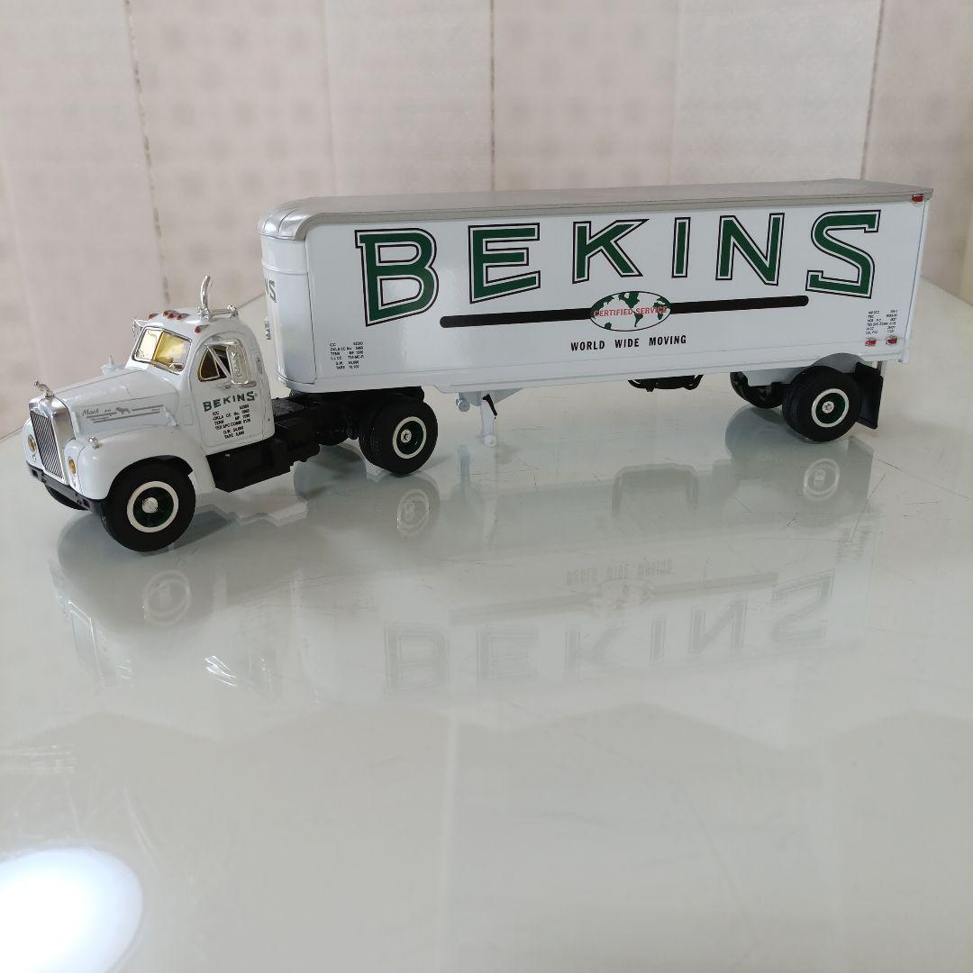 ファーストギア　1960 B-61 Mack トラクター　1/34