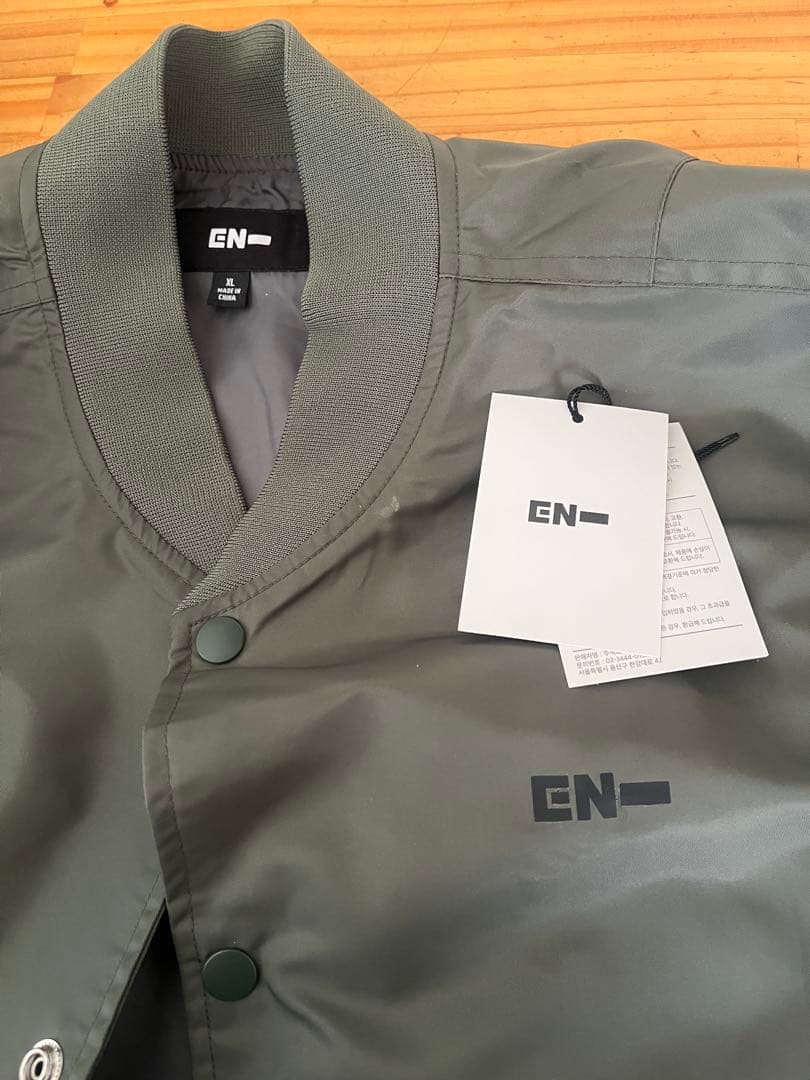 アイドル ENHYPEN WALK THE LINE Stadium Jacket