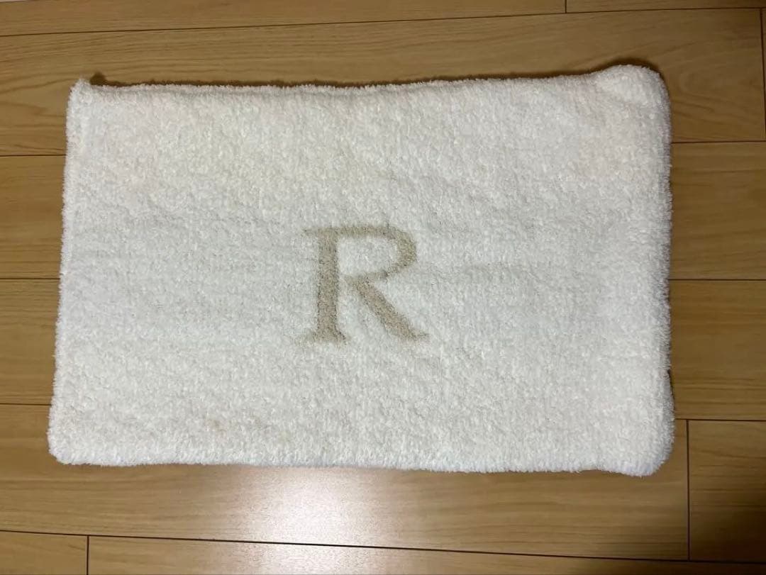 【美品】kashwére カシウエア　イニシャル枕カバー R