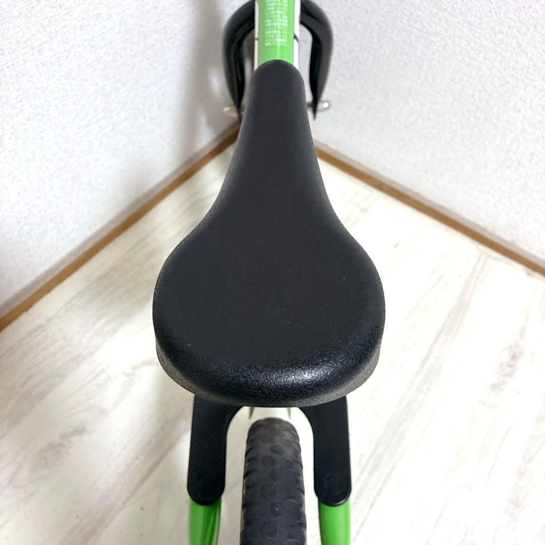 美品 STRIDER 12 グリーン ストライダー 12 ペダルなし自転車