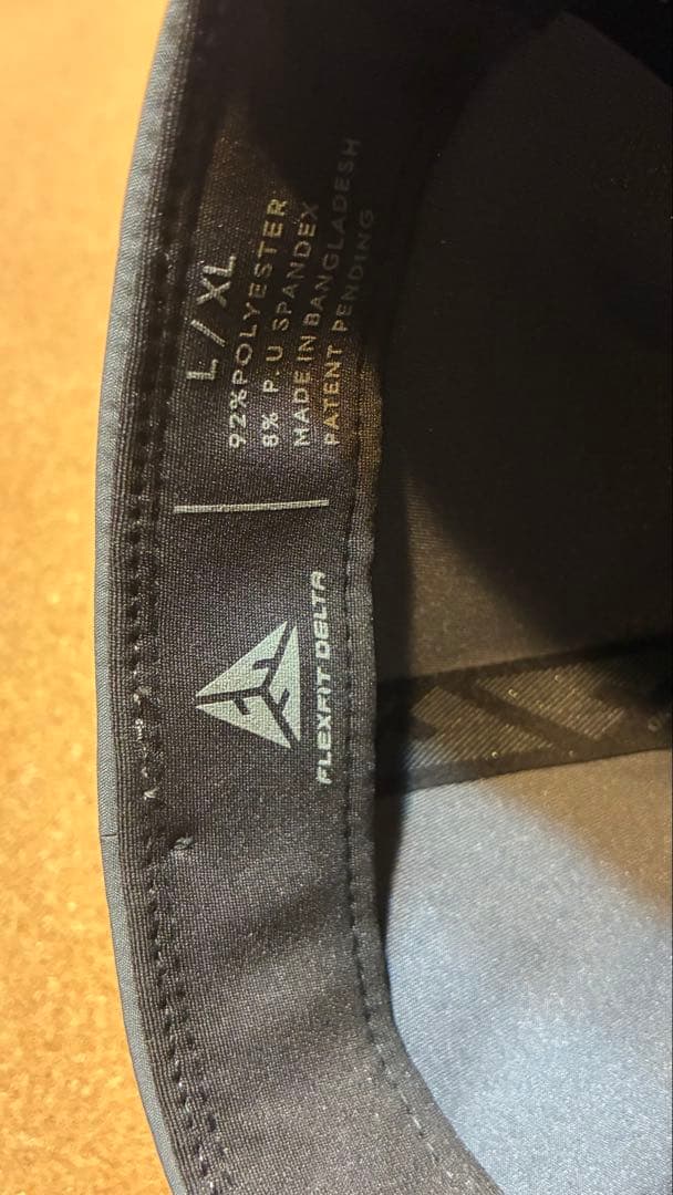 超激レア！スイムベイトアンダーグラウンド　FLEXFIT キャップ