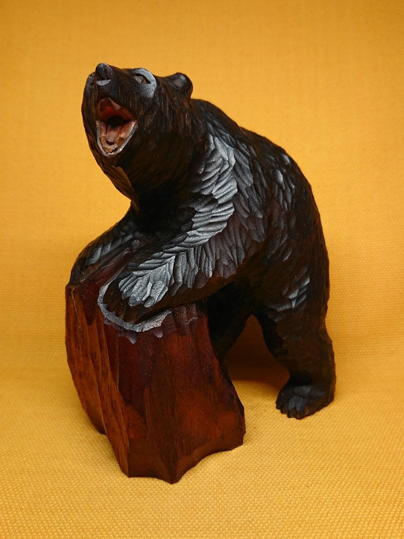 くま　熊　木彫　オブジェ　置物　インテリア　工芸品　美術品　A2891