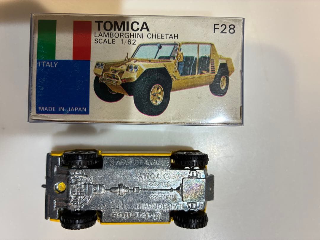 TOMICA ランボルギーニ チータ F28