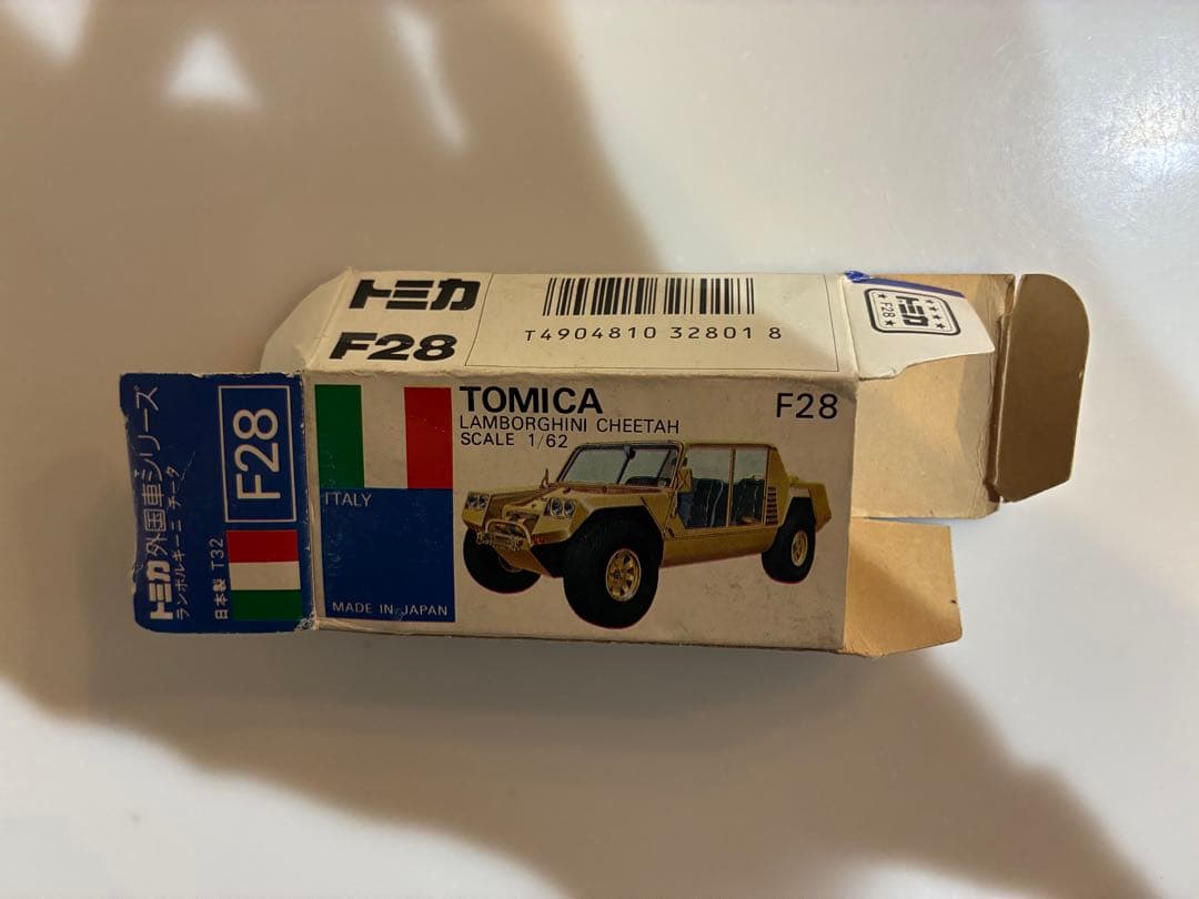TOMICA ランボルギーニ チータ F28