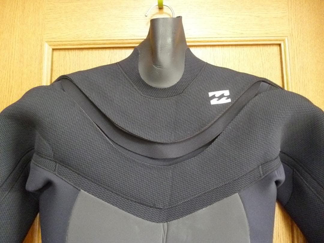 美品！BILLABONG（ビラボン）ロングチェストジップ・セミドライ！ 送料込み