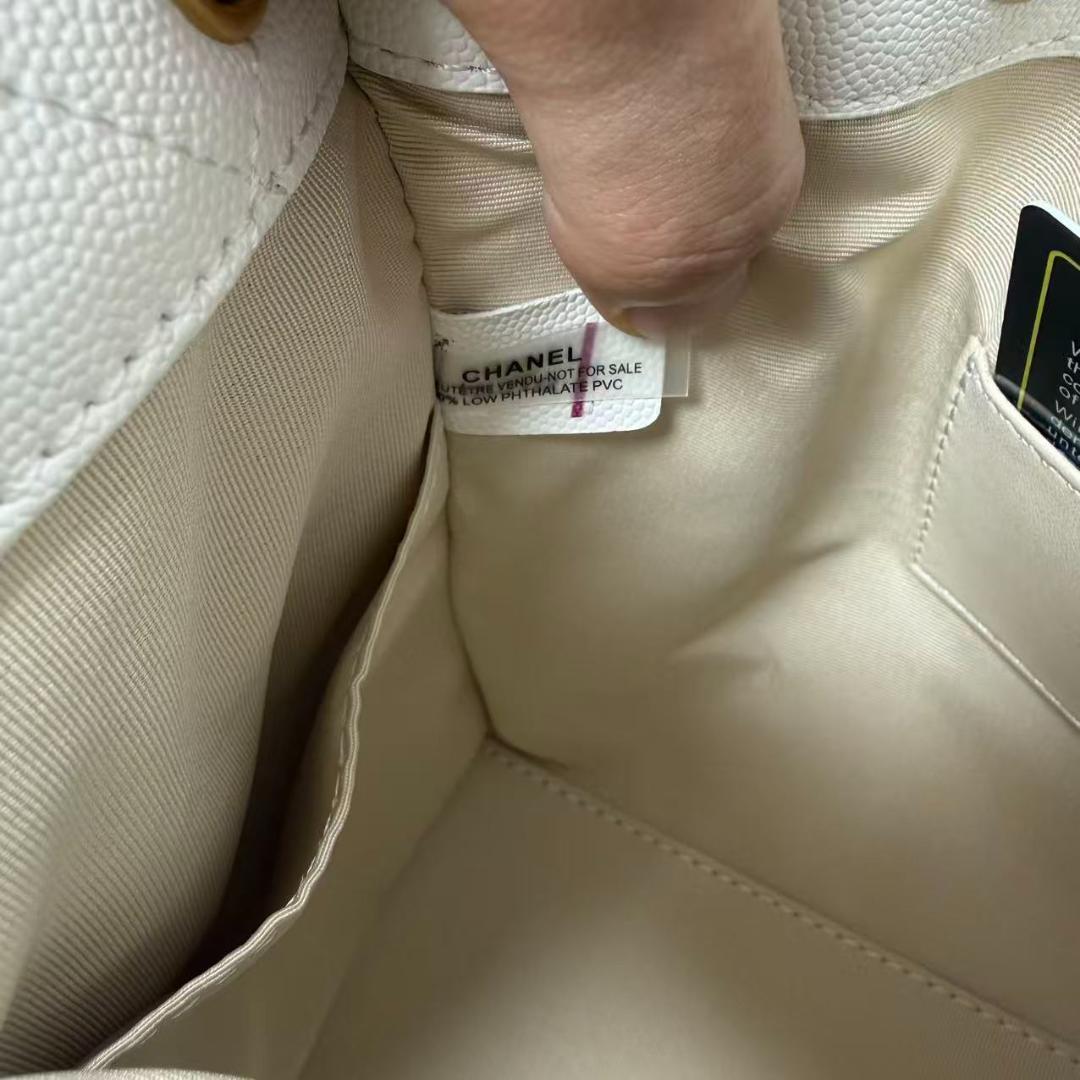 希少な美品 ノベルティグッズ ホワイト ショルダーバッグ BOX付
