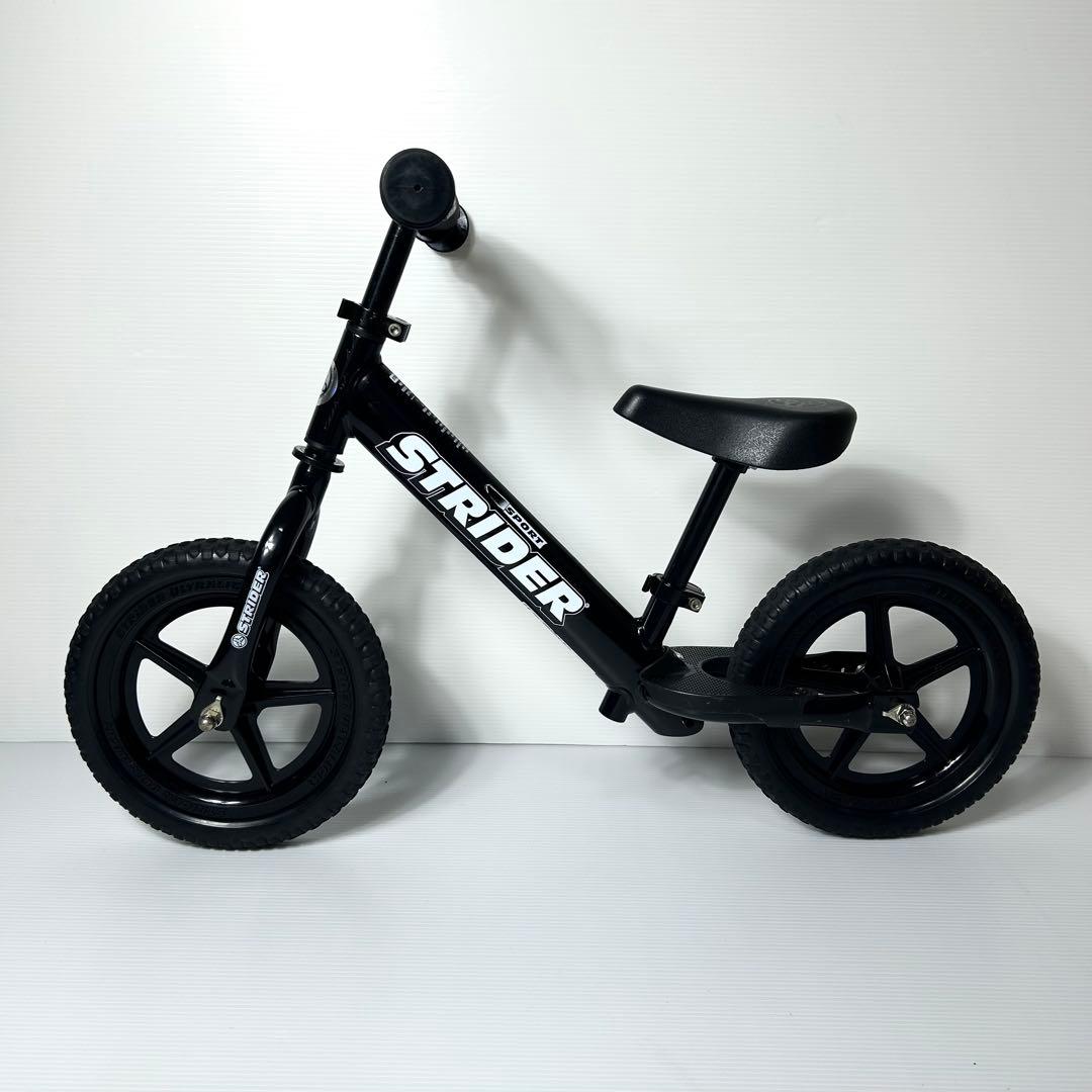 美品☆ストライダー スポーツ ブラック 黒 キックバイク 補助なし