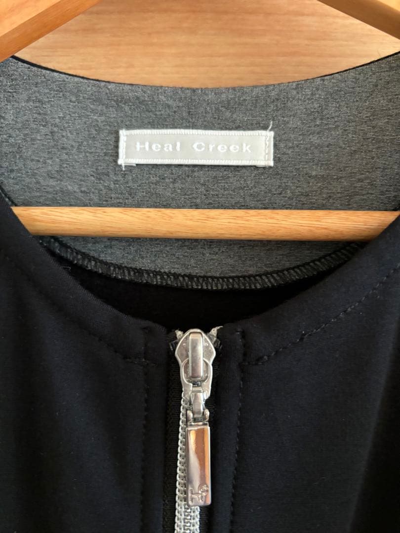 最終お値下げ新品　Heal Creek ノースリーブジップアップワンピース