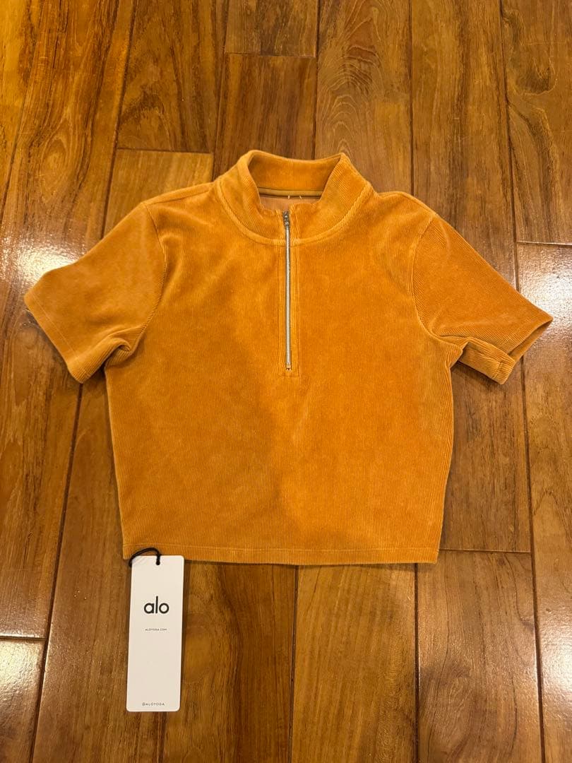 alo yoga ハーフジップトップとフレアパンツセット