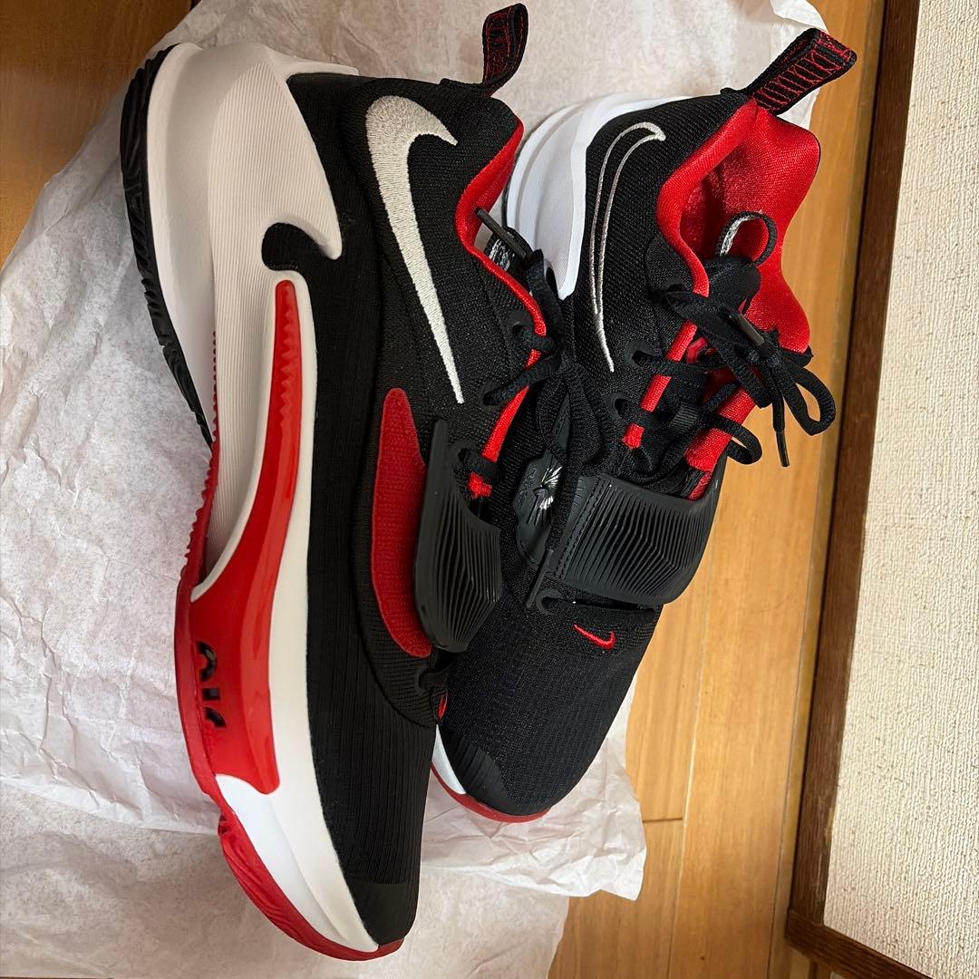 NIKE ズームフリーク3 バスケ