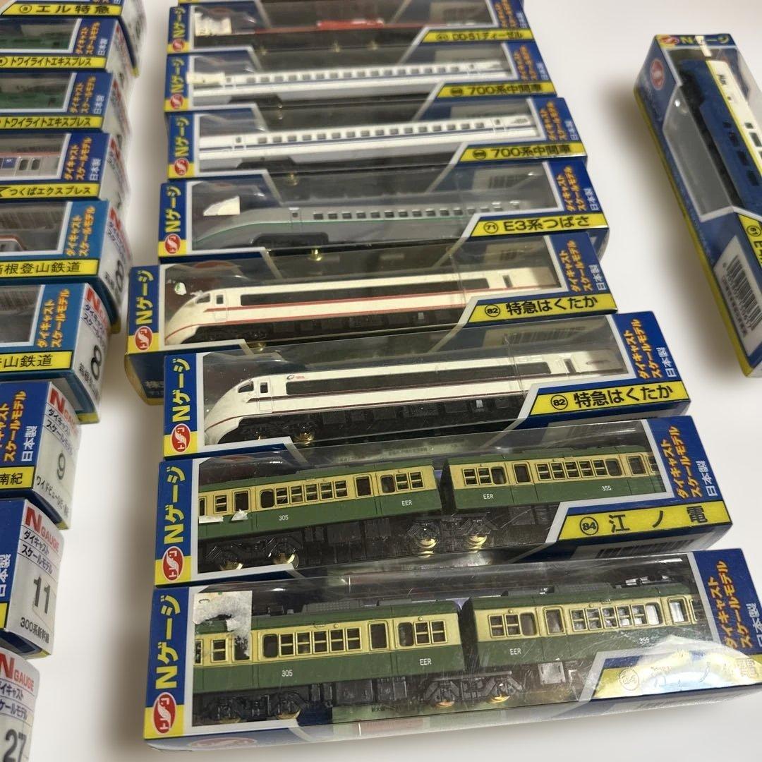 Nゲージ　トレーン　ダイキャストスケールモデル　新品未開封18両セット　おまけ付
