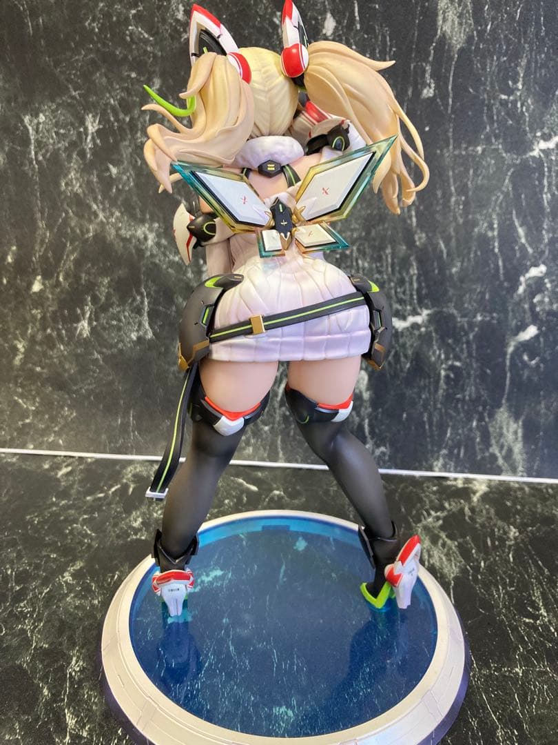 ジェネ フィギュア
