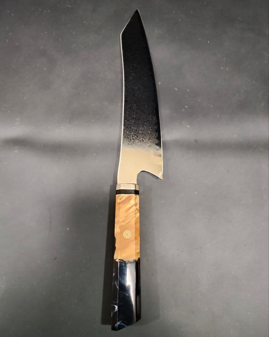 魚捌き 鬼反り 剣型 切付型 牛刀 V金10号 67層ダマスカス 包丁 八角柄
