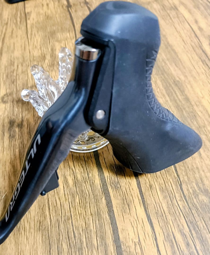 【極美品】シマノ ULTEGRA Di2 ST-R8070 油圧ブレーキSTI右