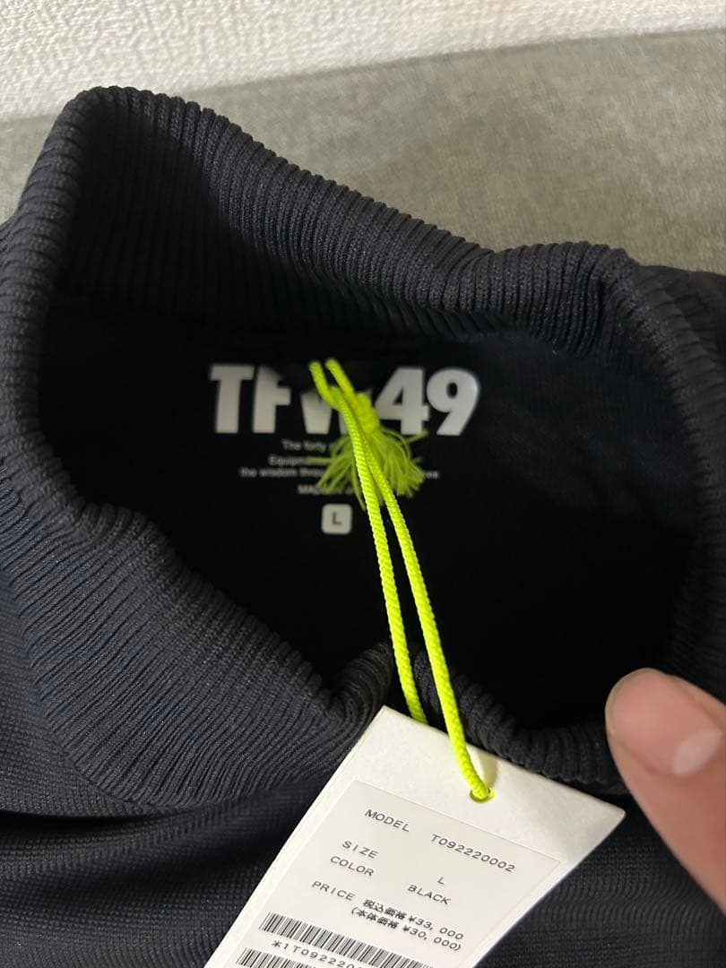 TFW49新品セーター