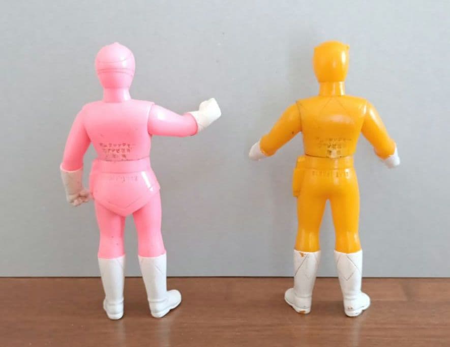 ジュウレンジャー４体とサーベルタイガー、トリケラトプス　希少品