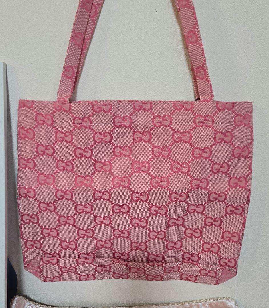 希少最安値！GUCCI ノベルティ ロゴキャンパストートバッグ ピンク