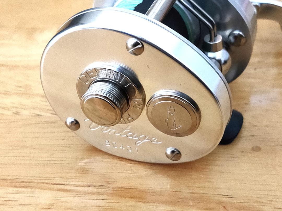 五十鈴工業 ベイトリール 21BC431SSS 箱なし