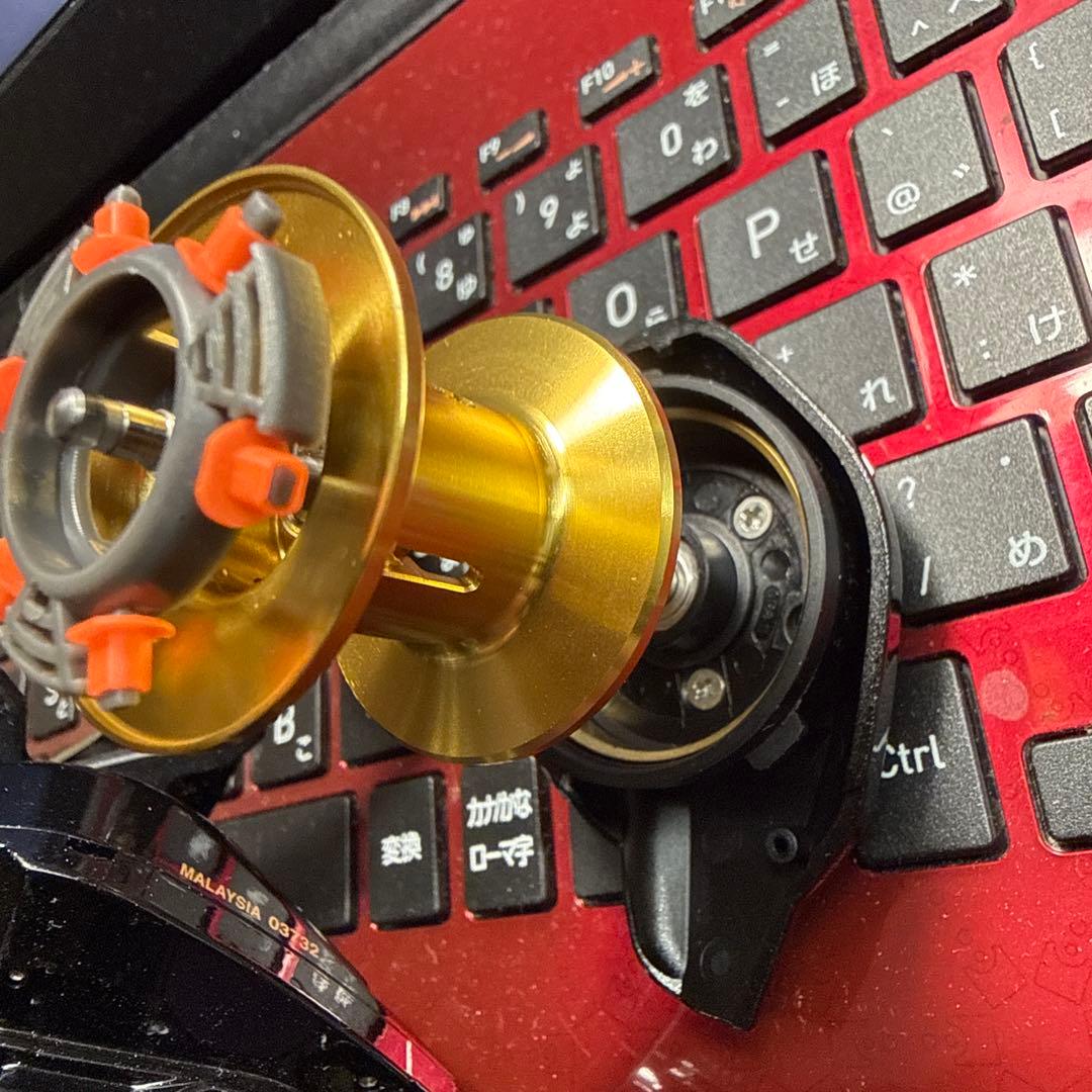 シマノ　17バスワンXT151 ベイトリール 左巻き