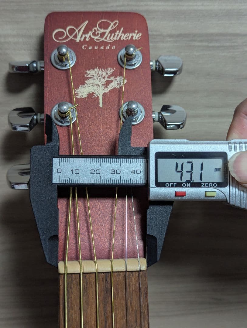 Art & Lutherie Ami Spruce トップ単板 パーラーギター