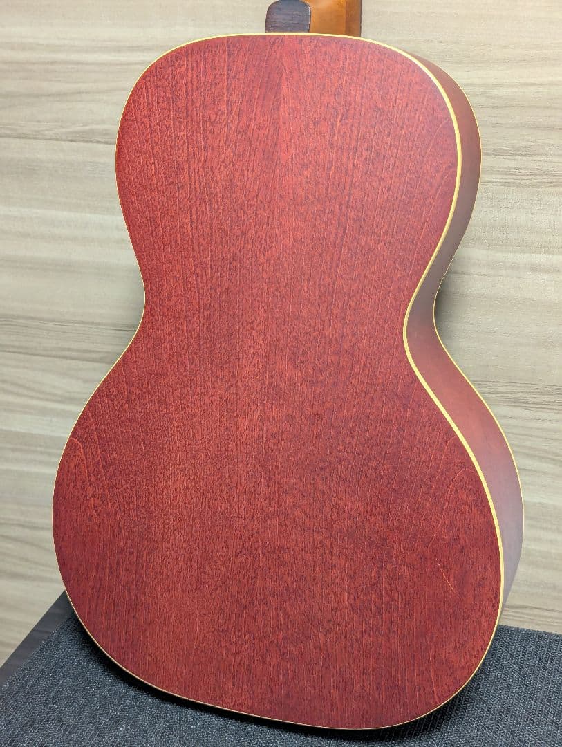 Art & Lutherie Ami Spruce トップ単板 パーラーギター