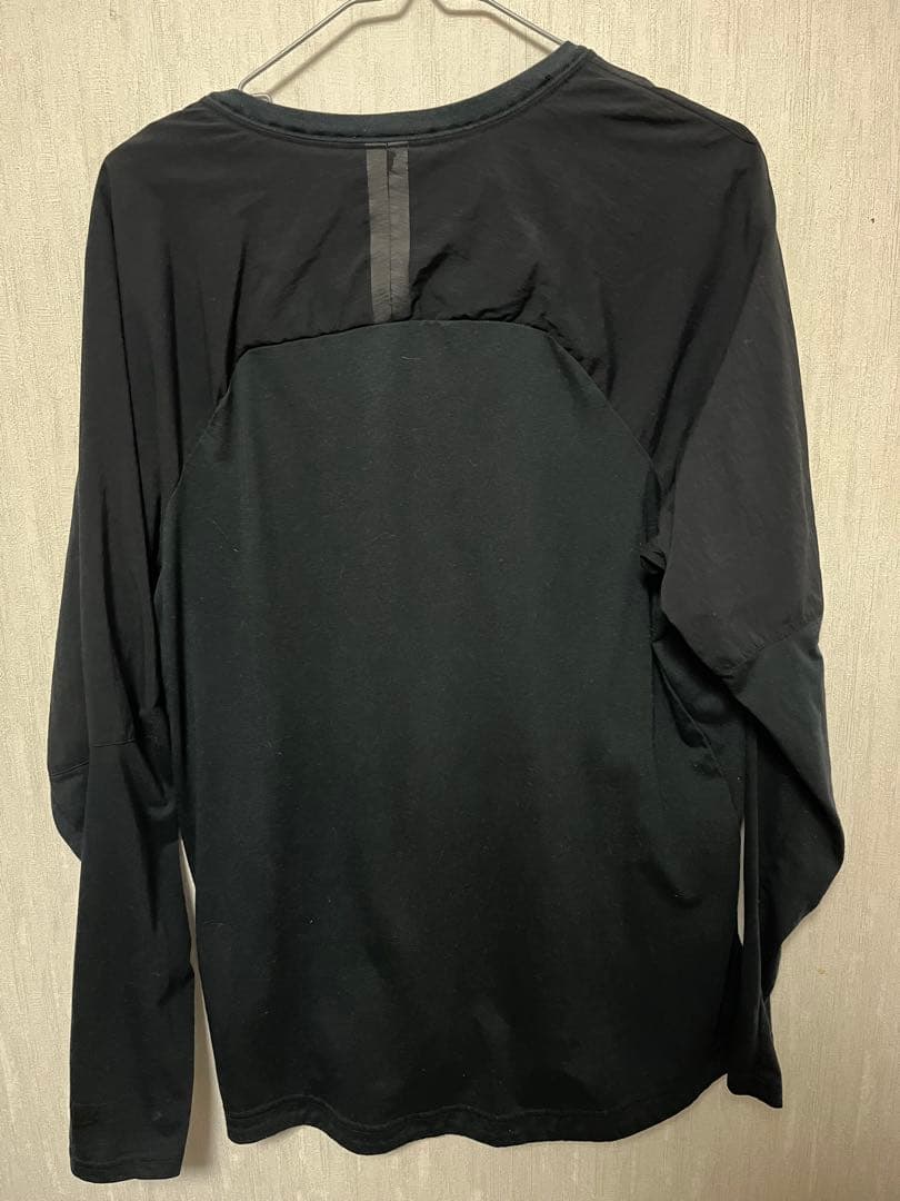 USA限定!ナイキ長袖カットソーM/NIKEランニング日本未発売ニューヨーNY