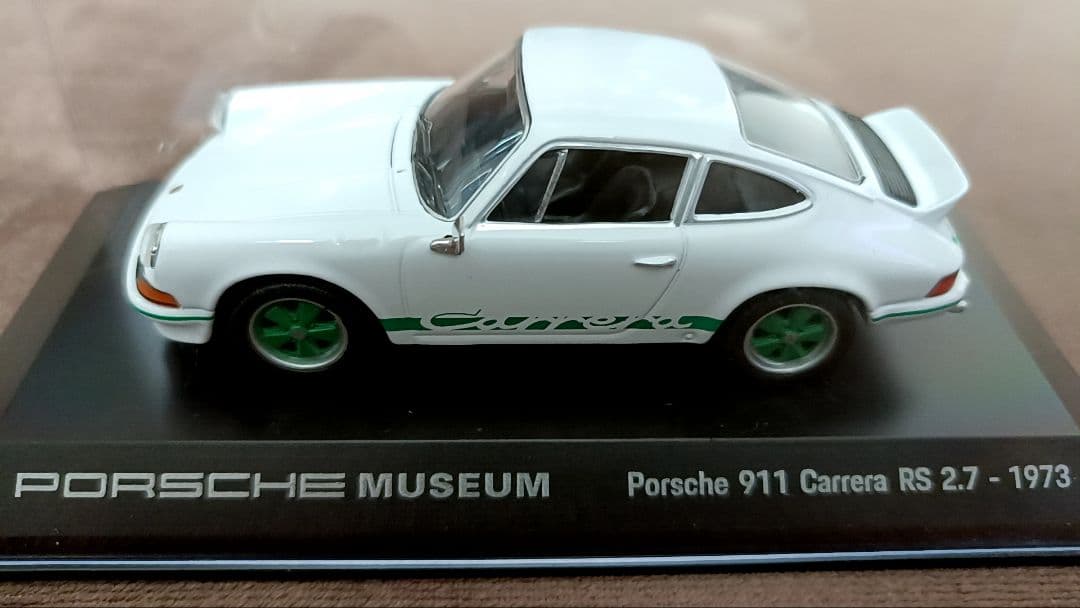 Porsche 911 Carrera RS 2.7 ミニカー