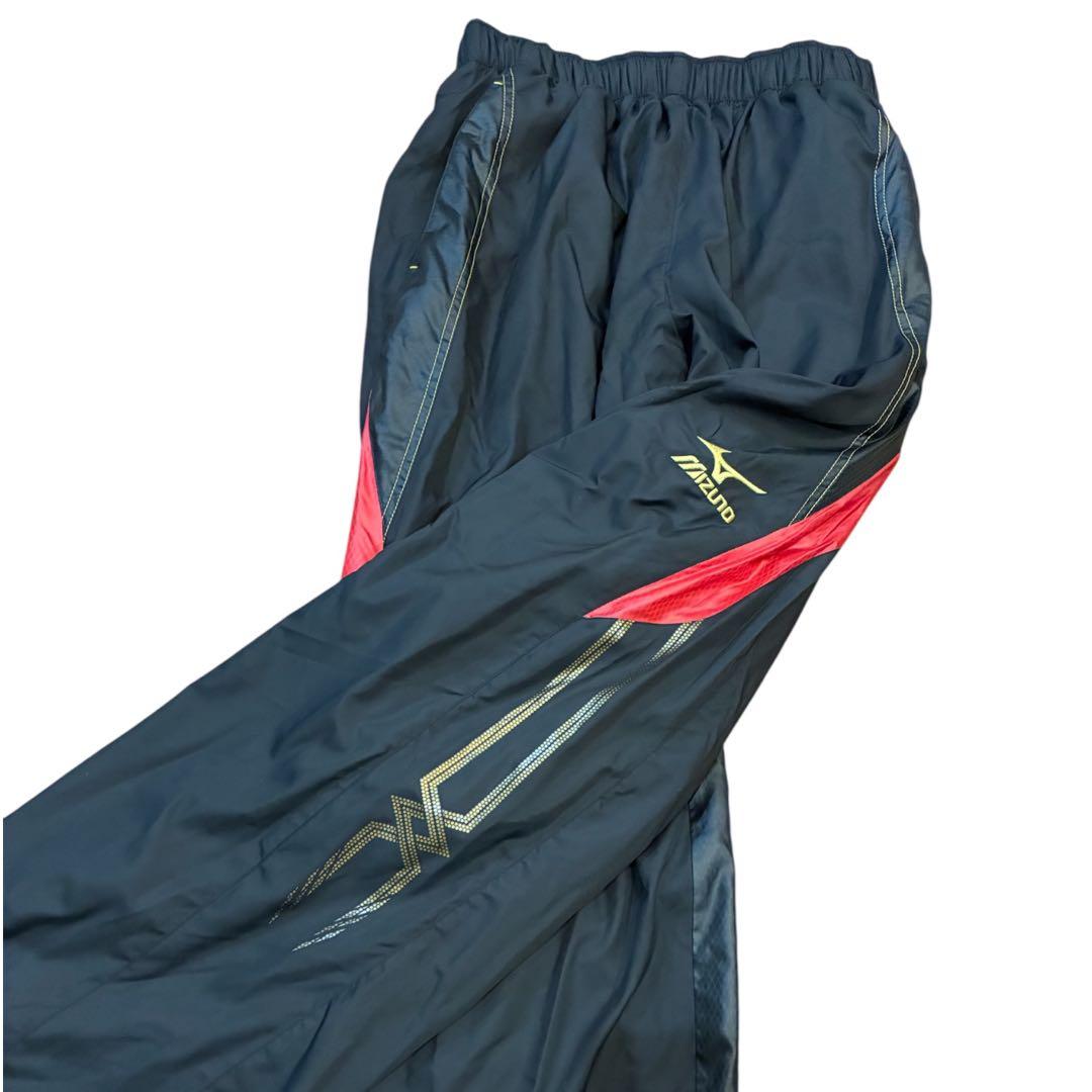 一度着用のみ！ミズノ　ウインドブレーカー上下セット　XL（Ｏ）サイズ