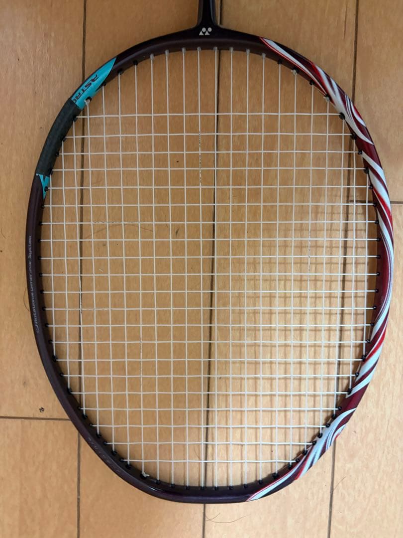 ラケット RT-119622 YONEX astrox100zz 4u