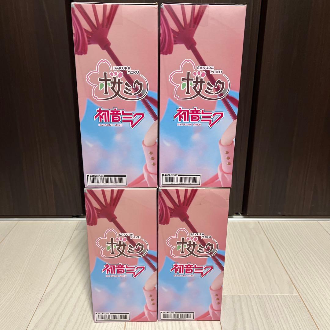 初音ミク　桜ミク　AMP+フィギュア　桜ドレスver 4体セット