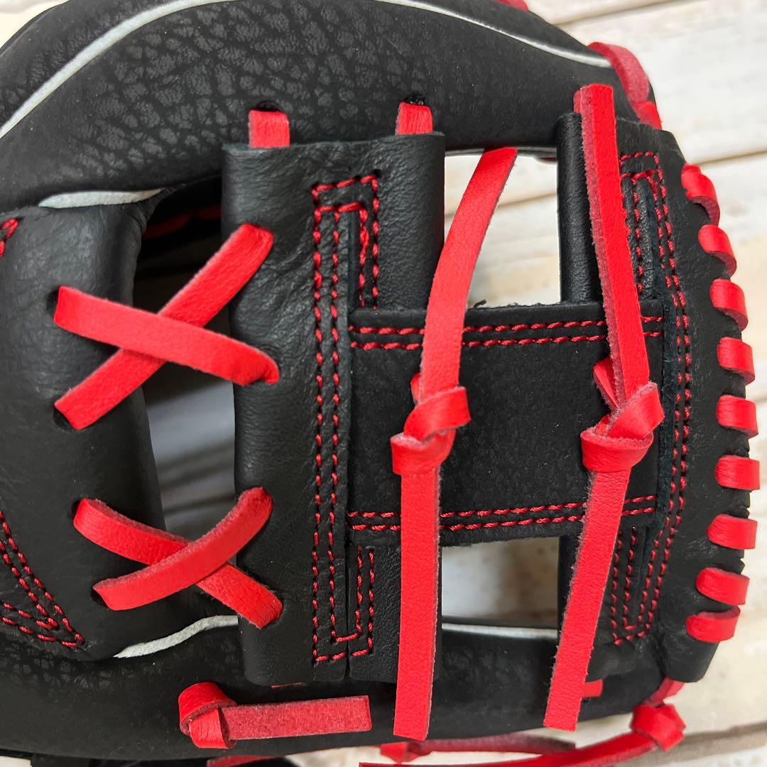 ワールドペガサス　キッズ用　軟式野球用グローブ　黒×赤　右投　新品