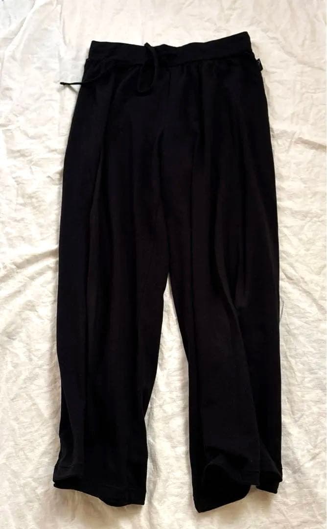 チャコット　Chacott　ワイドパンツ 黒　AddElm