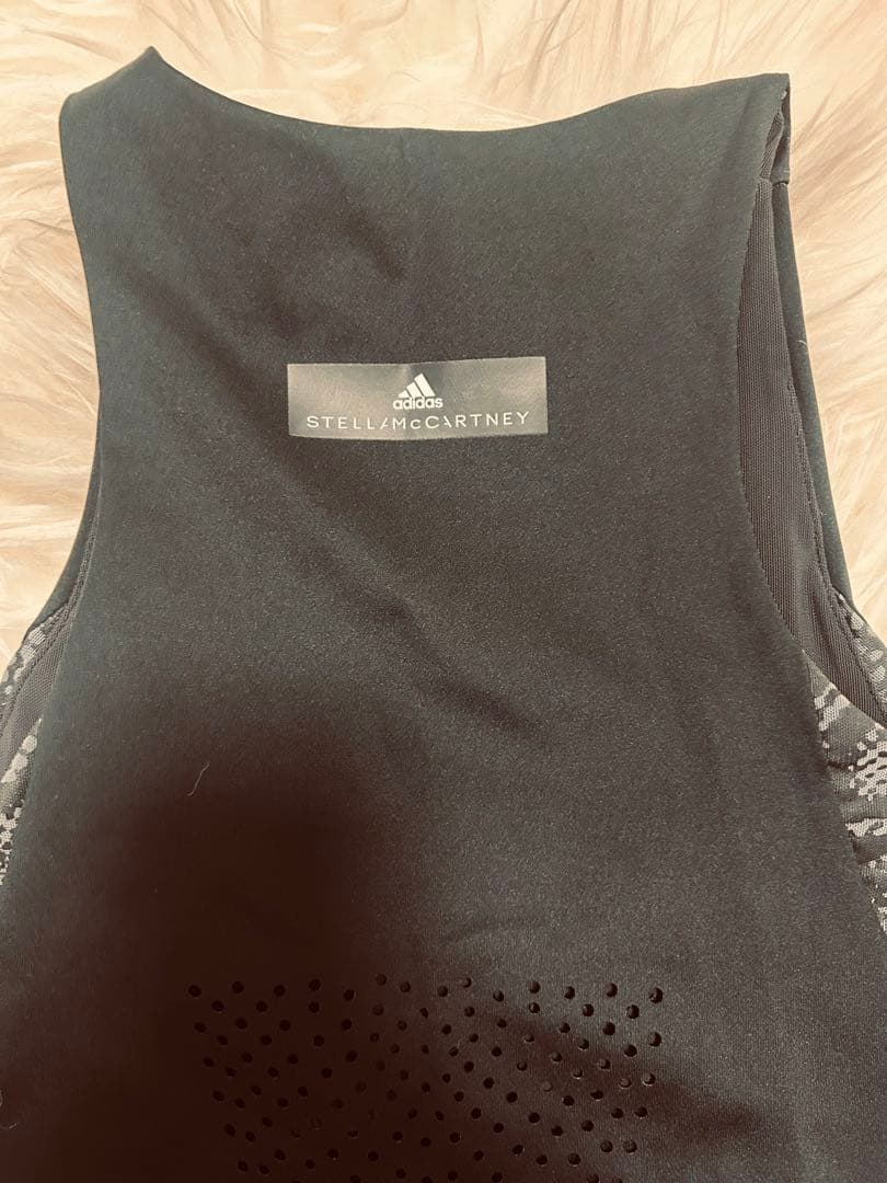 adidas by Stella McCartney ハーフジップ タンクトップ