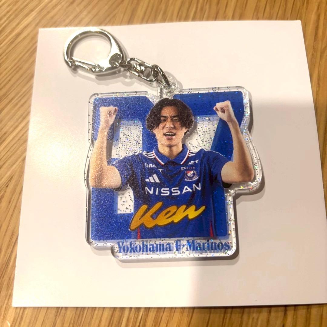 【豪華おまけ付き】横浜F・マリノス シークレットラメキーホルダー４点セット