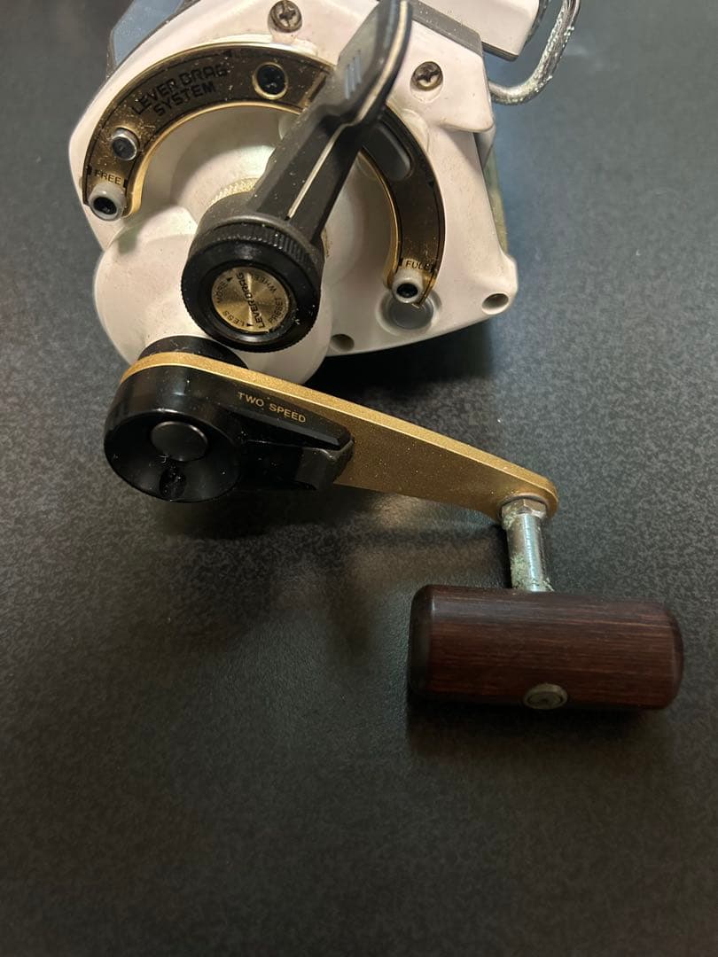 シマノ SLS 2SPEED 5000 デジタナ SHIMANO リール　中古