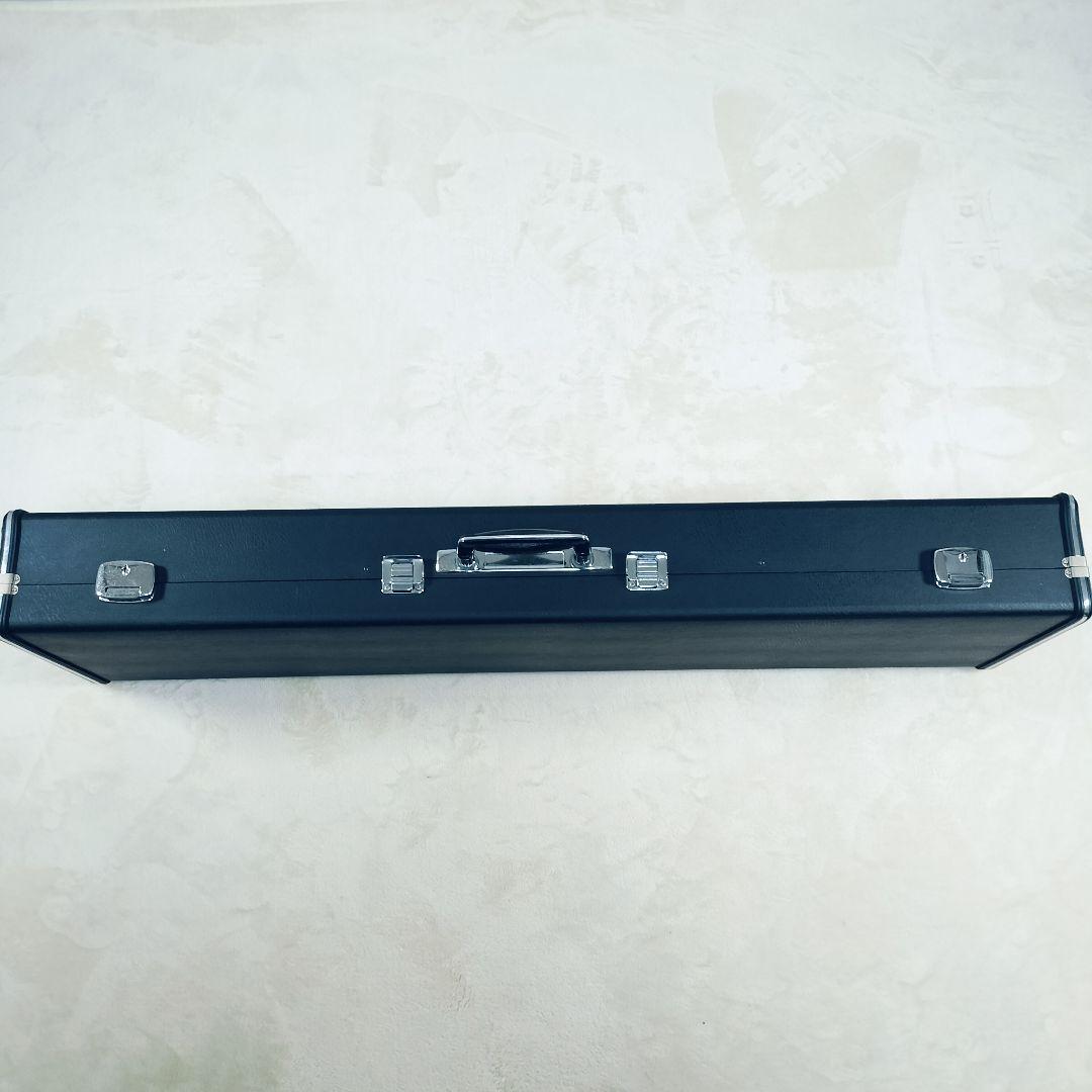 三味線用ハードケース（黒×赤）収納・ロック機能充実　縦置き横置き