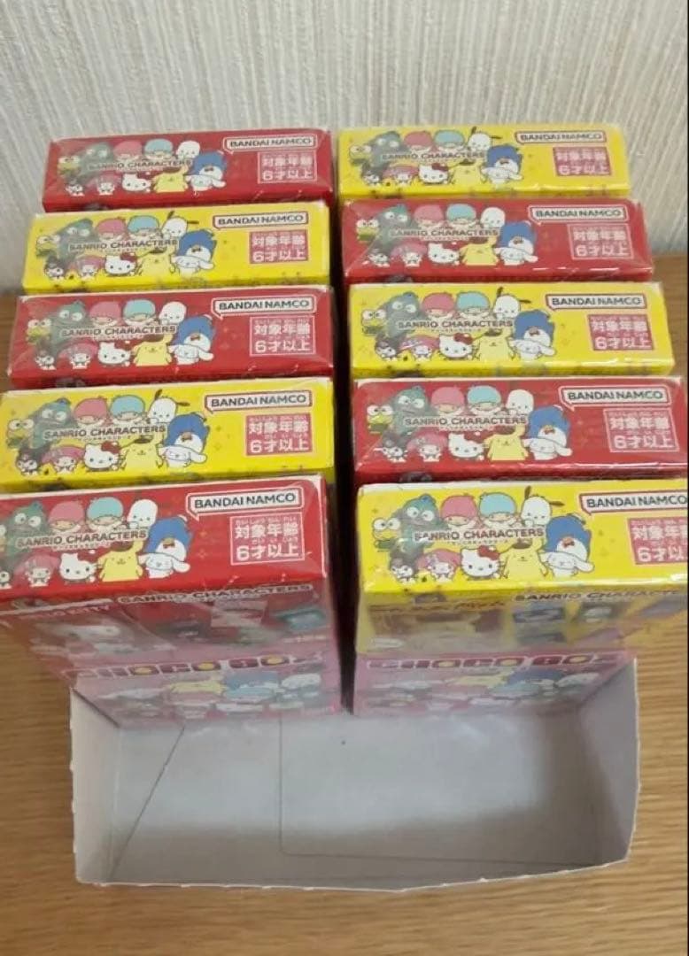【新品未開封】サンリオキャラクターズ　チョコボックス10個バラ